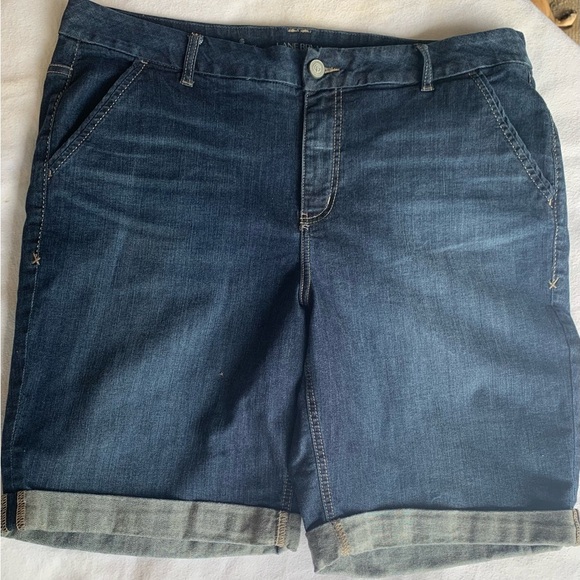 Lane Bryant Mid-Rise Bermuda Shorts Women's Plus Size 22 Stretch Denim Casual - Picture 9 of 9